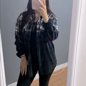 Black & white pocketed flannel